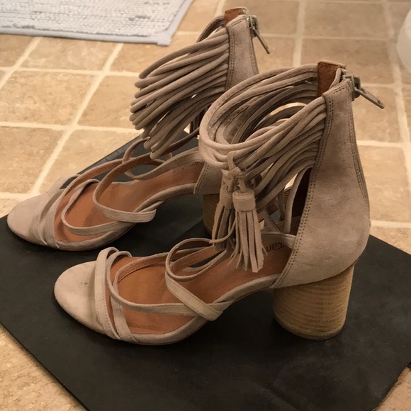 Jeffrey Campbell Despina Sandals - Picture 5 of 8